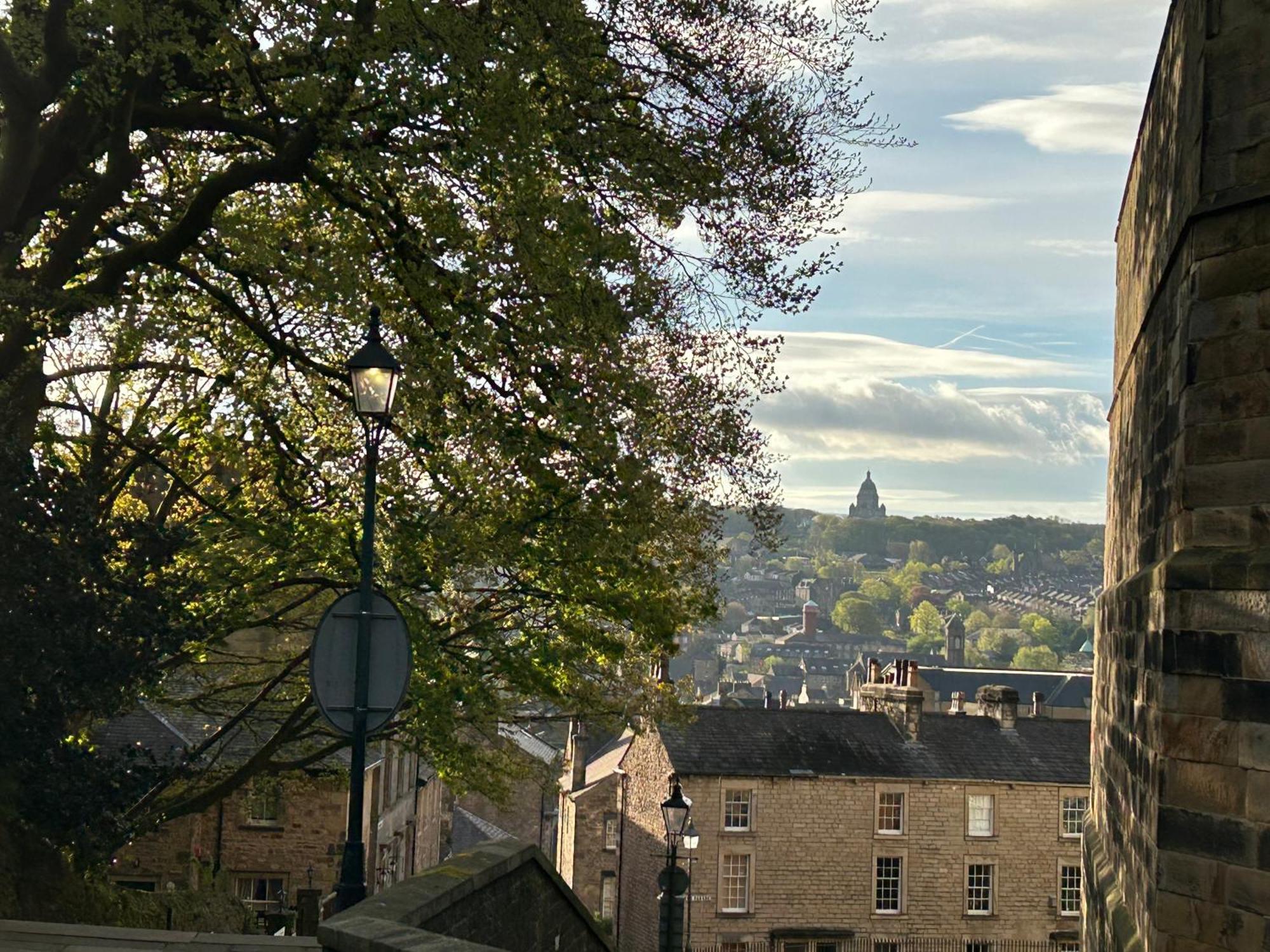 Secret Suites Lancaster Esterno foto